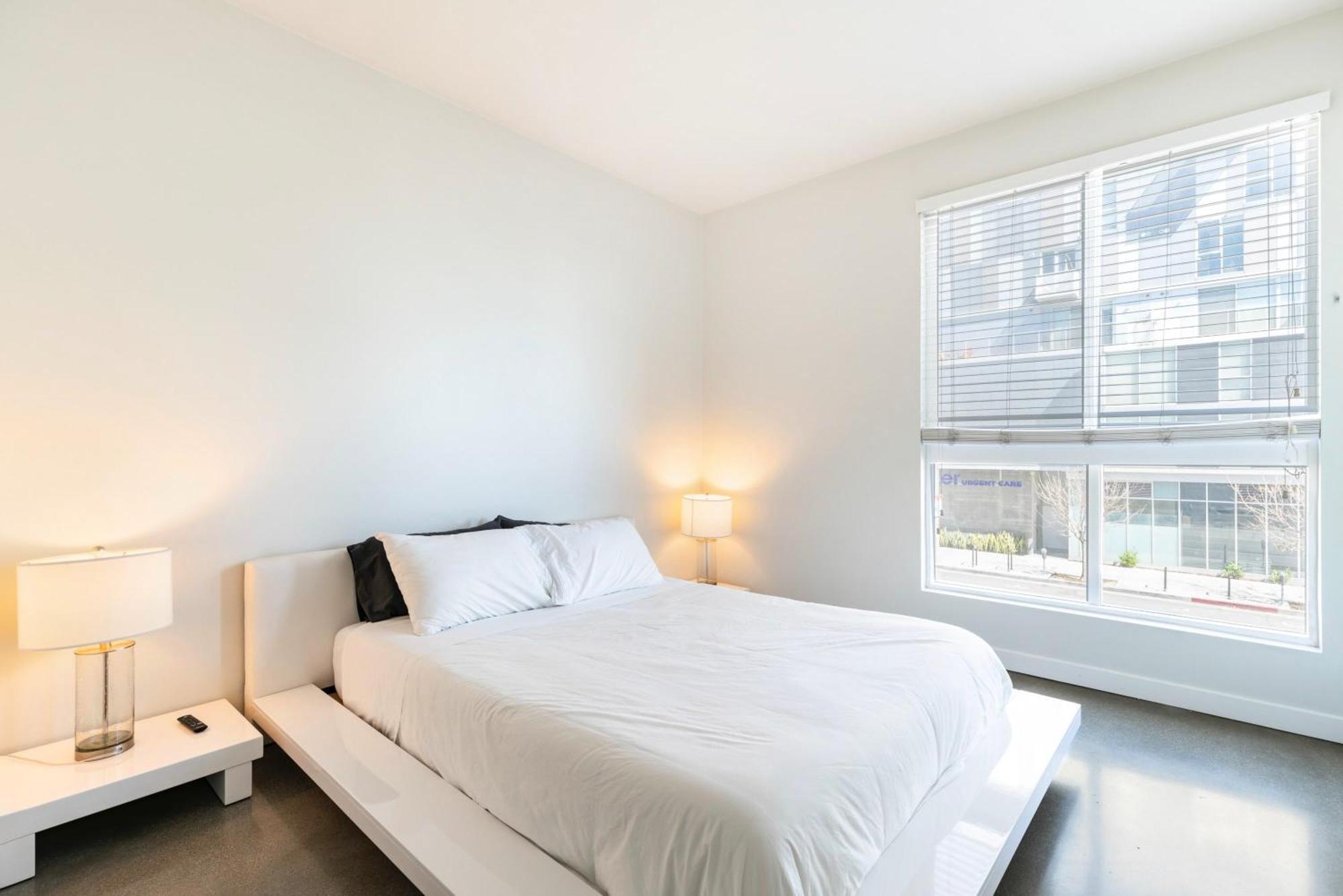 New 2Br Luxury Apartment Hollywood لوس أنجلوس المظهر الخارجي الصورة
