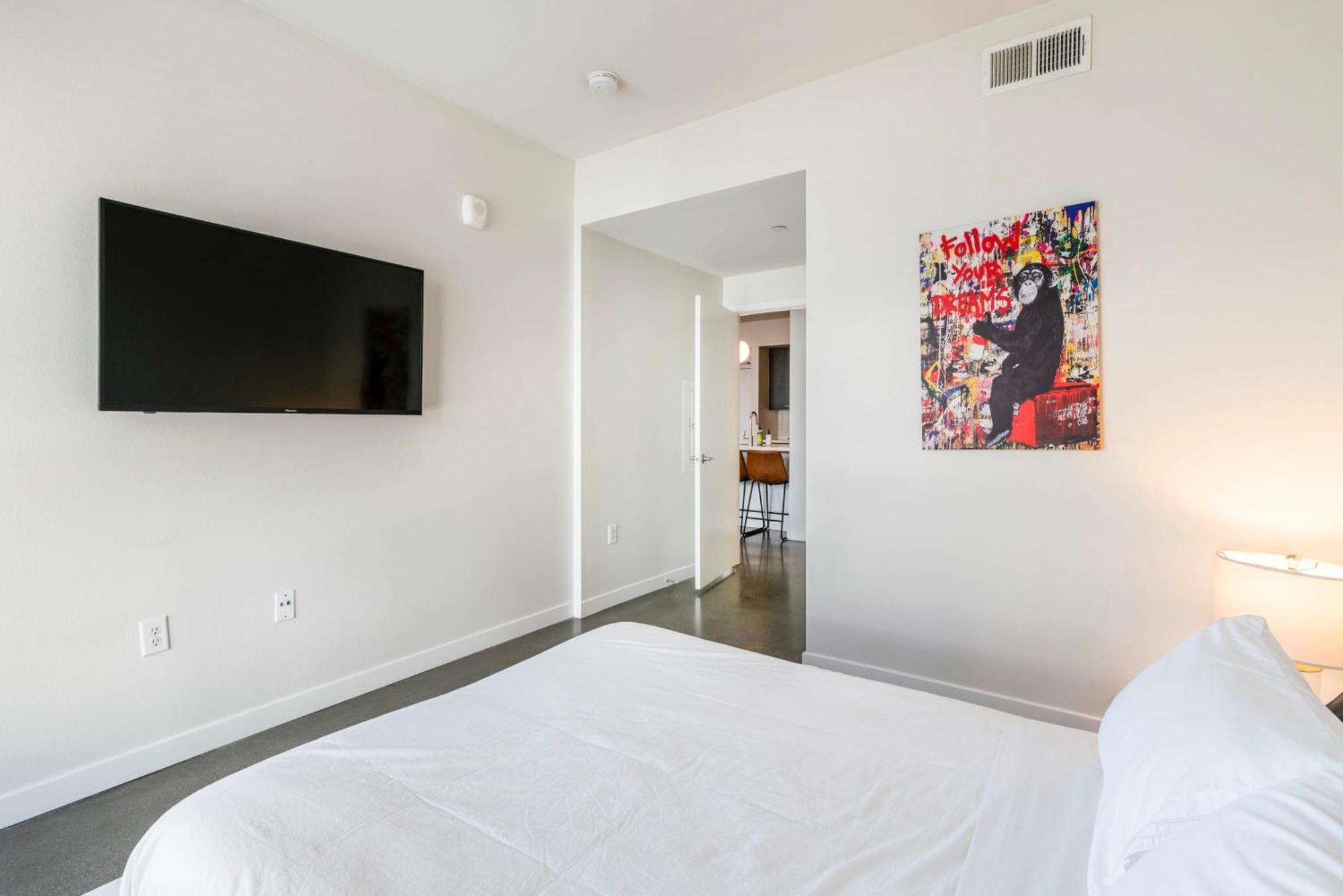 New 2Br Luxury Apartment Hollywood لوس أنجلوس المظهر الخارجي الصورة